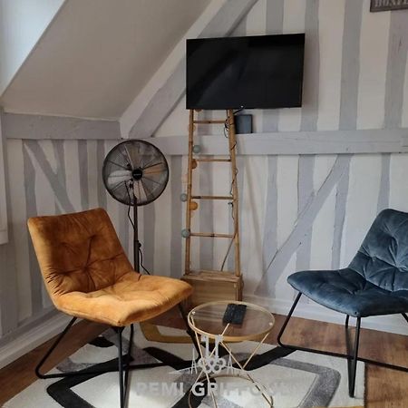 La Capucine Lovely Studio City Center Honfleur Exteriör bild