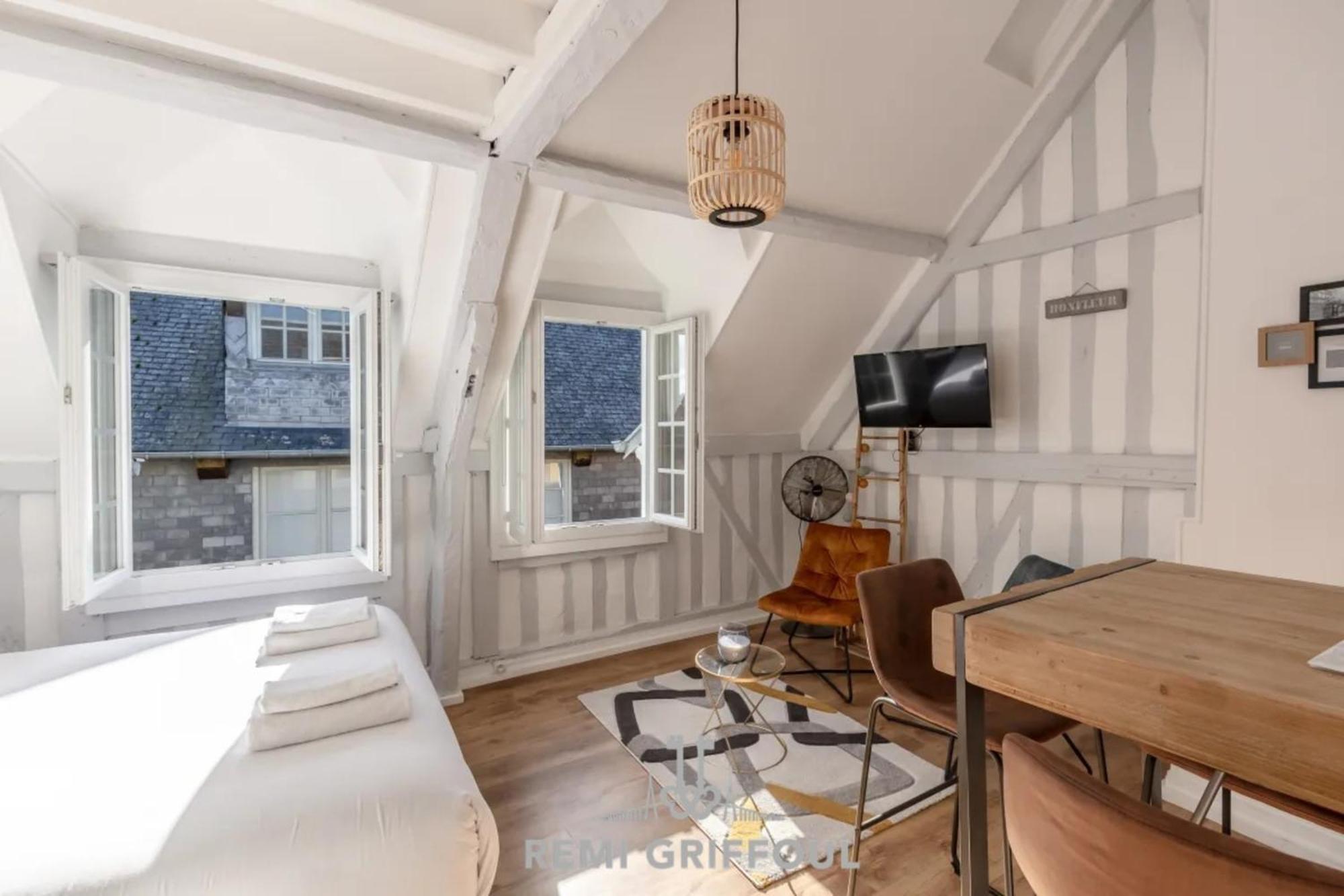 La Capucine Lovely Studio City Center Honfleur Exteriör bild